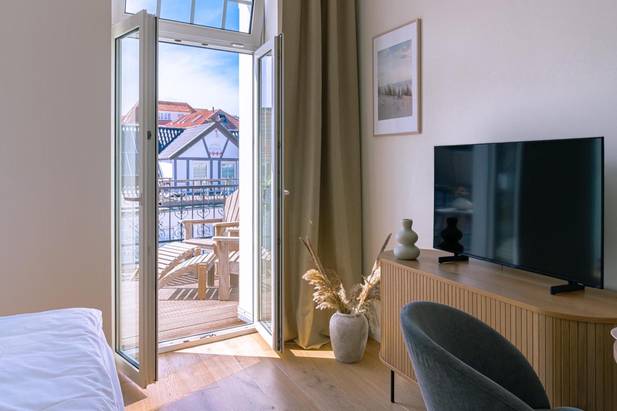 Kapitaenshaus Friedrich Franz - Premium Apartments 200 Meter Vom Strand Und Alten Strom Rostock Buitenkant foto
