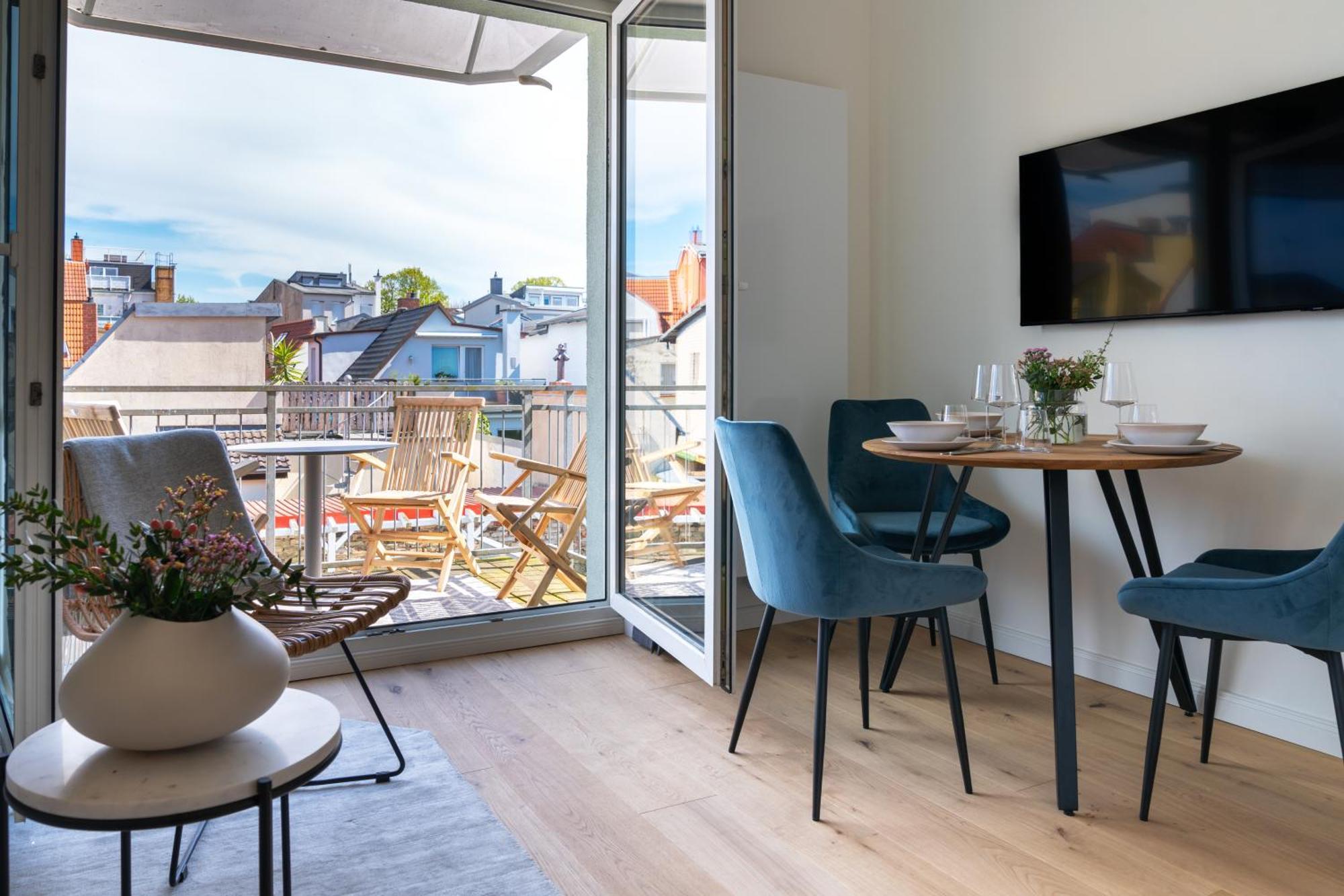 Kapitaenshaus Friedrich Franz - Premium Apartments 200 Meter Vom Strand Und Alten Strom Rostock Kamer foto