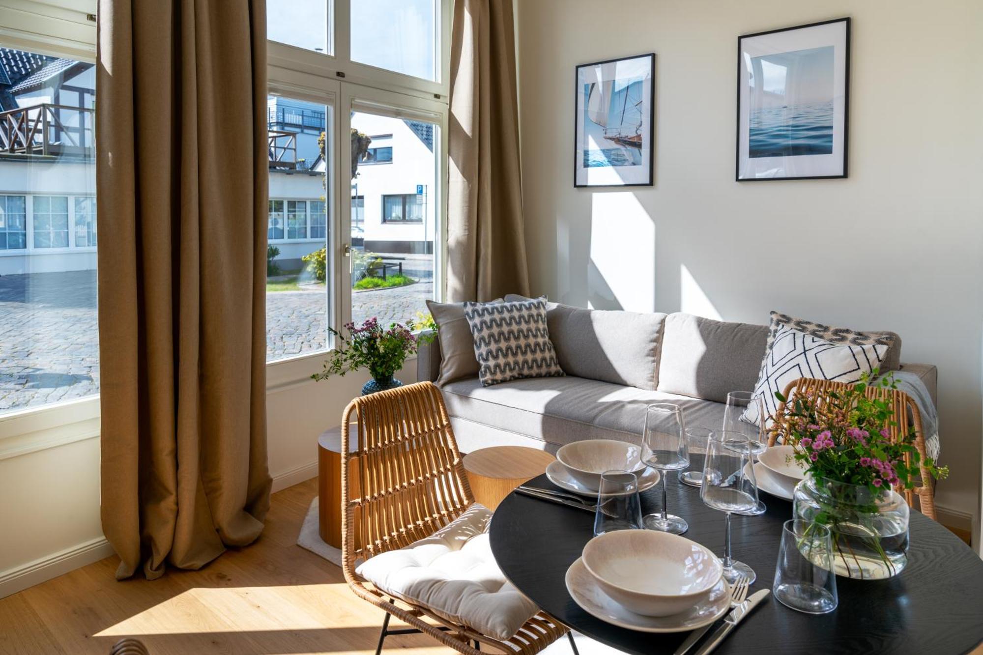 Kapitaenshaus Friedrich Franz - Premium Apartments 200 Meter Vom Strand Und Alten Strom Rostock Buitenkant foto